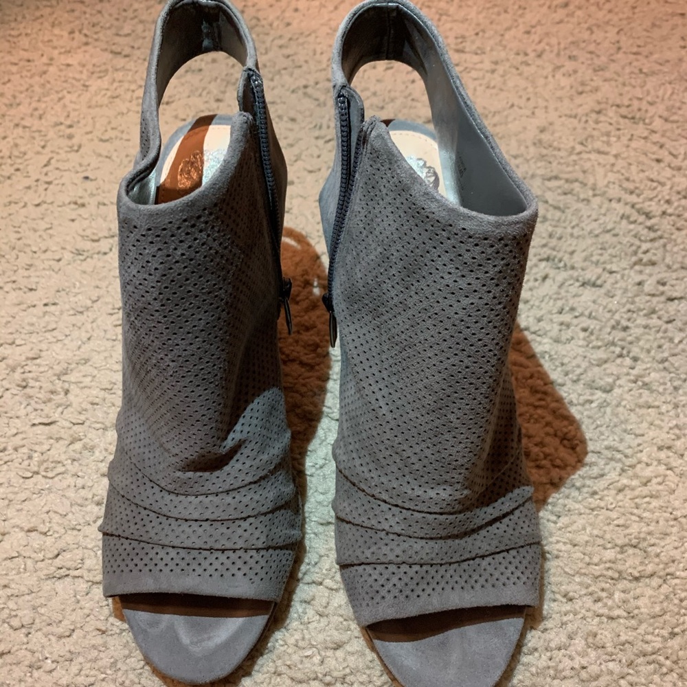 Vince camuto booties